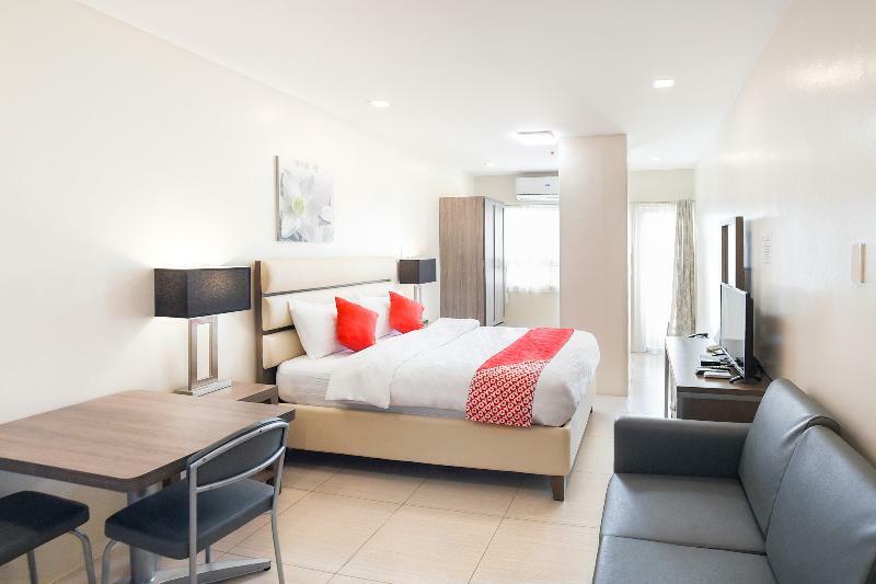 Hotel Merlo Макати Экстерьер фото